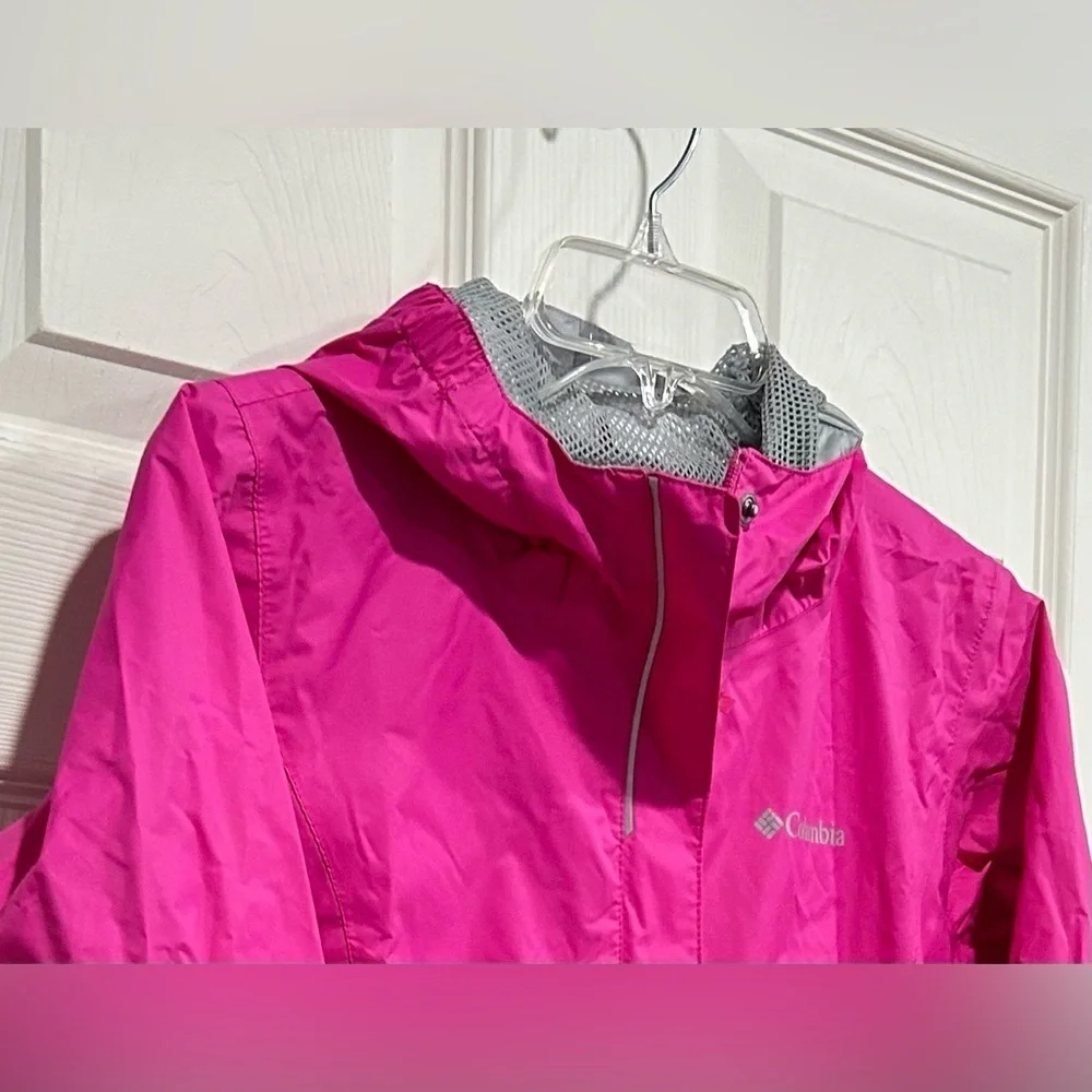 Columbia Girls Medium Arcadia Jacket Pink Hood Mesh Lining Waterproof NWT